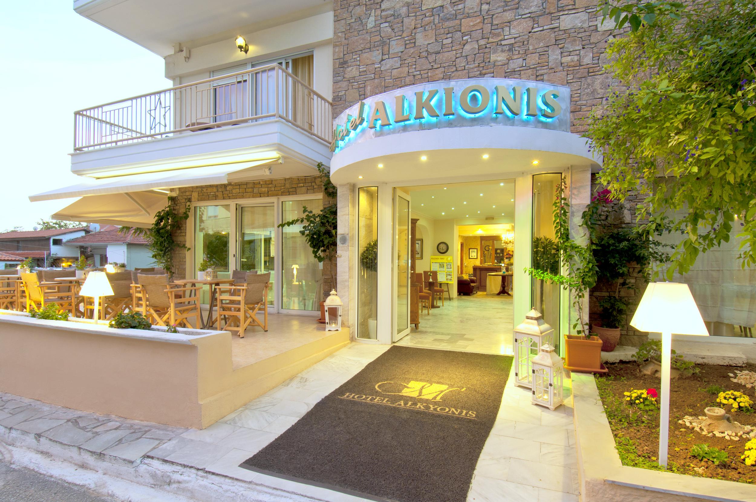 Alkyonis Hotel Nea Kallikrateia Екстериор снимка